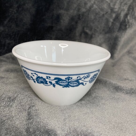 Vintage Corelle Old Town Blue Onion 4 Hook Handle Cups+Cream and Sugar Set - Picture 12 of 15